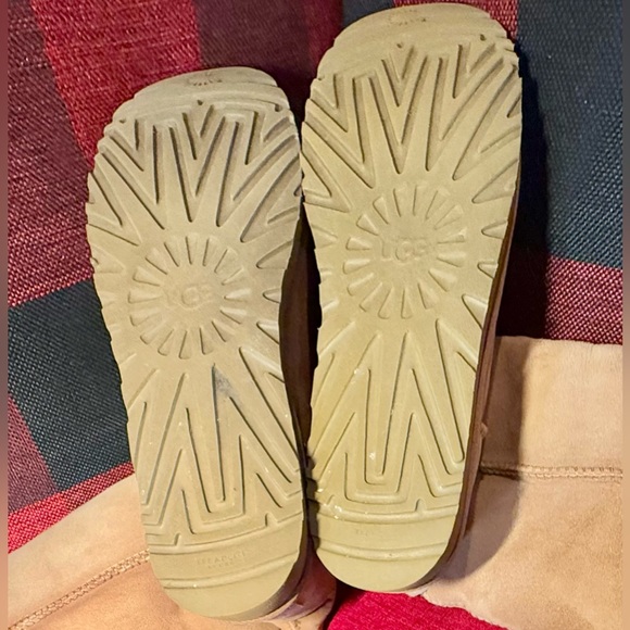 UGG classic Tall II boots in Chestnut color - Picture 7 of 9